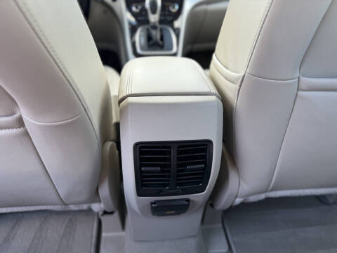 2014 Ford C-MAX Hybrid SEL