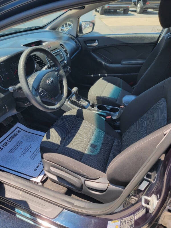2017 Kia Forte5 LX
