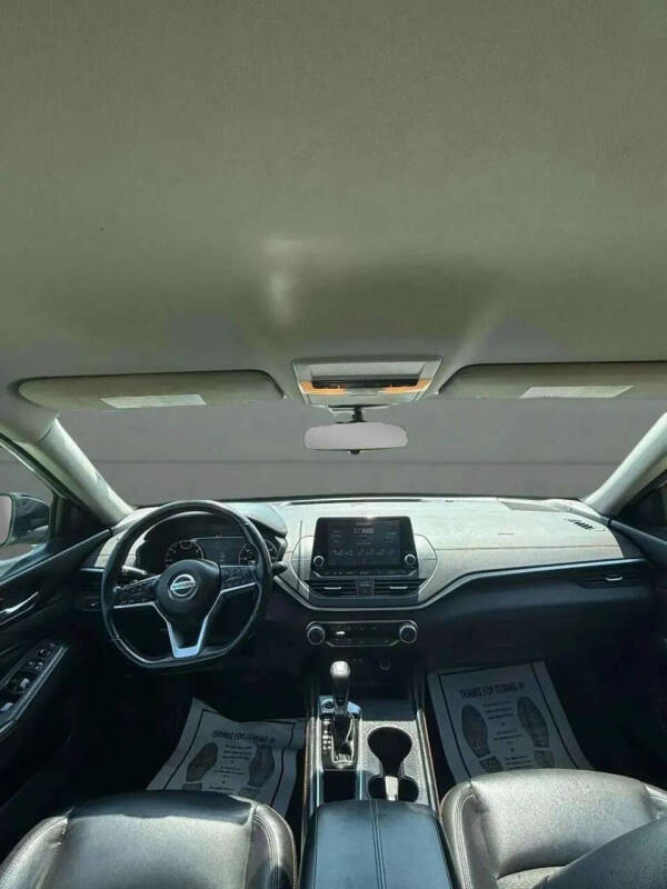 2021 Nissan Altima 2.5 SR