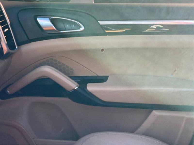 2016 Porsche Cayenne