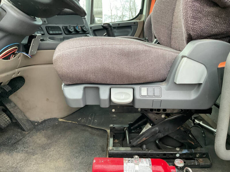 2016 Freightliner Cascadia