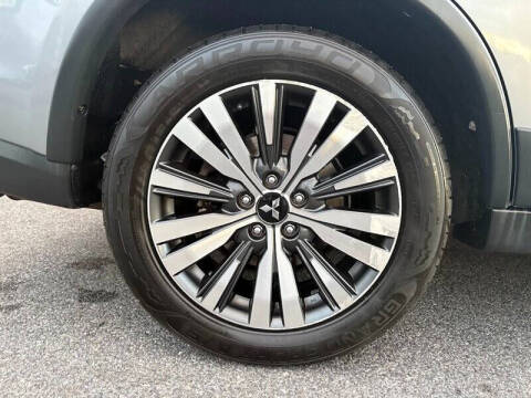 2019 Mitsubishi Outlander SE