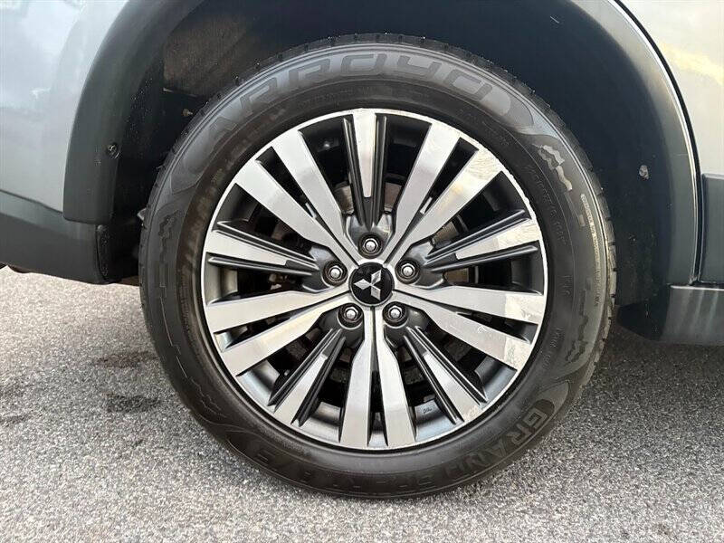 2019 Mitsubishi Outlander SE