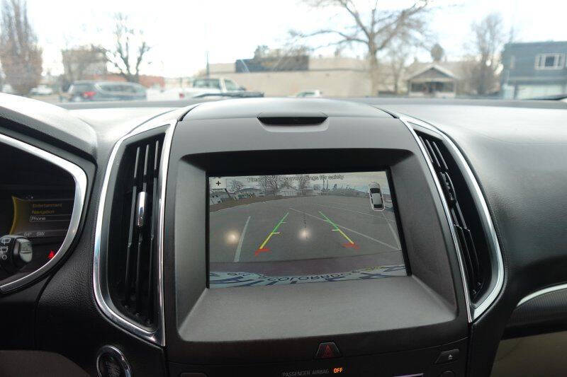 2017 Ford Edge Titanium