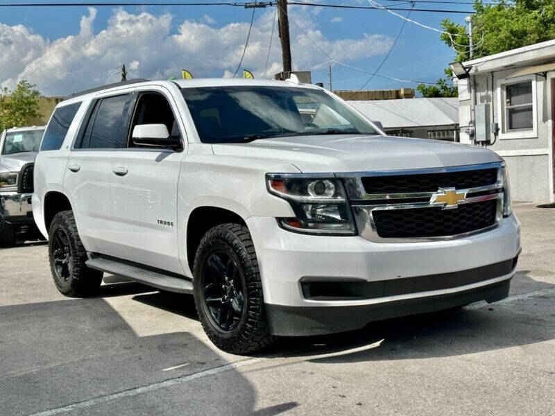 2019 Chevrolet Tahoe  - $32,995