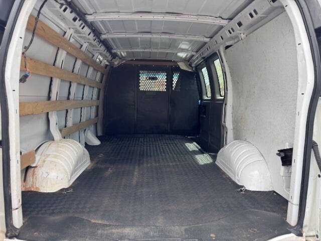 2023 Chevrolet Express 2500