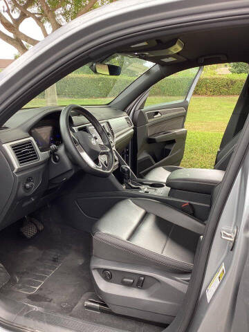 2022 Volkswagen Atlas Cross Sport SE