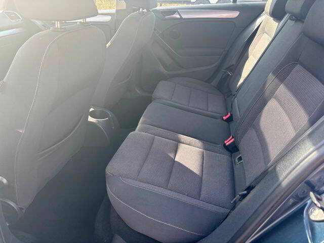 2010 Volkswagen Golf 2.5L PZEV