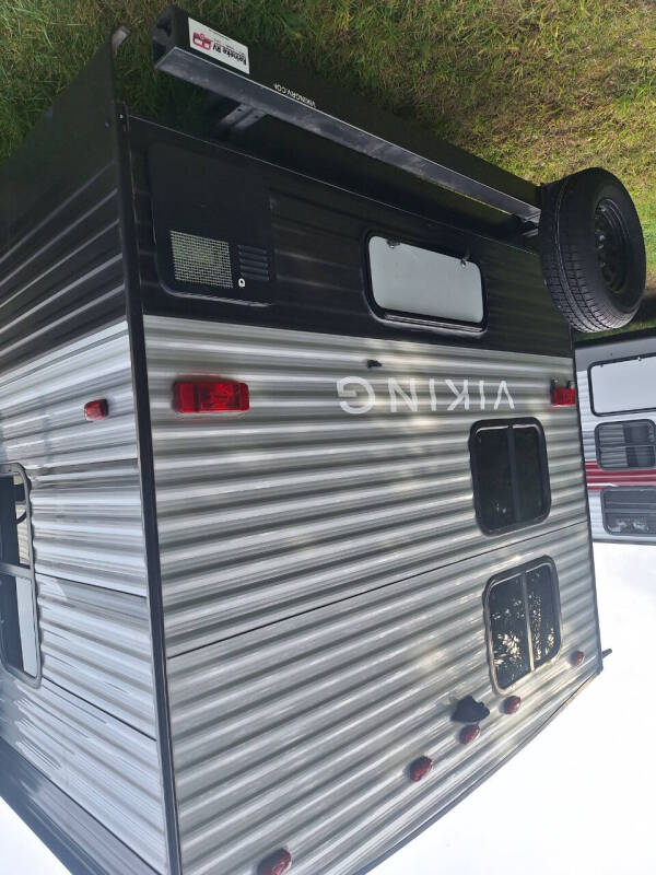 2021 Forest River Viking 262bhs