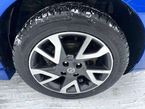 2017 Nissan Versa Note S Plus