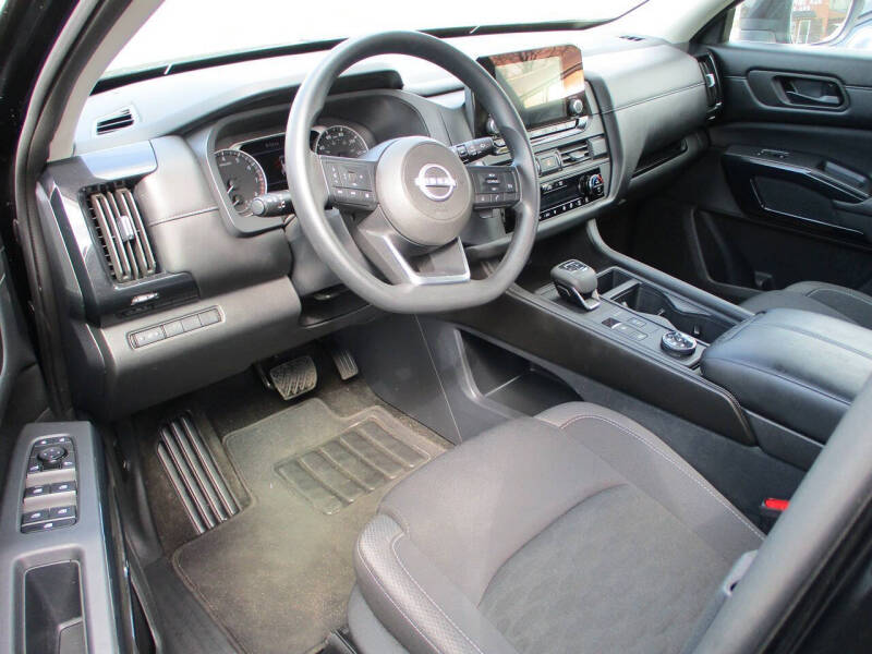 2024 Nissan Pathfinder S - Photo 8
