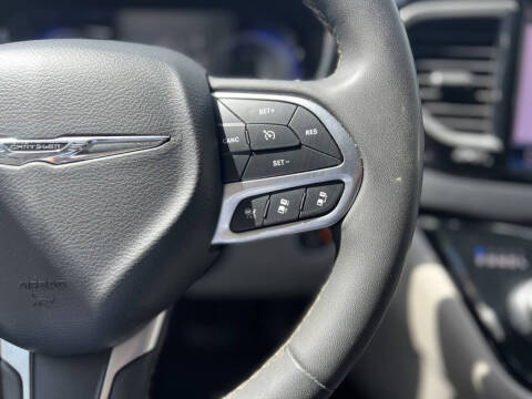 2022 Chrysler Pacifica Touring L