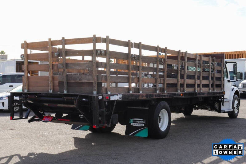 2019 Freightliner M2 106