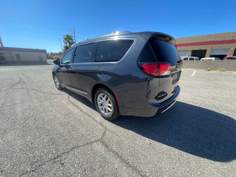 2020 Chrysler Pacifica Touring L