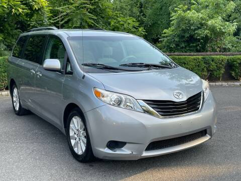 2013 Toyota Sienna for sale at Urbin Auto Sales in Garfield NJ