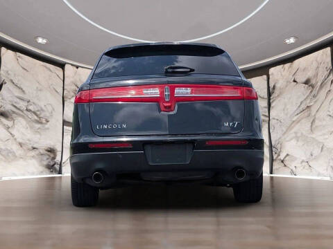 2019 Lincoln MKT Reserve