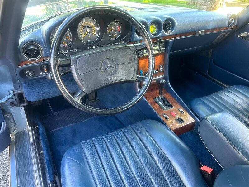 1986 Mercedes-Benz 560-Class 560 SL