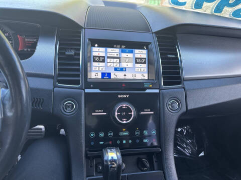 2017 Ford Taurus SHO