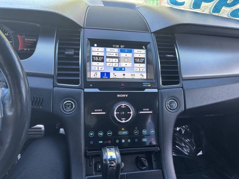 2017 Ford Taurus SHO