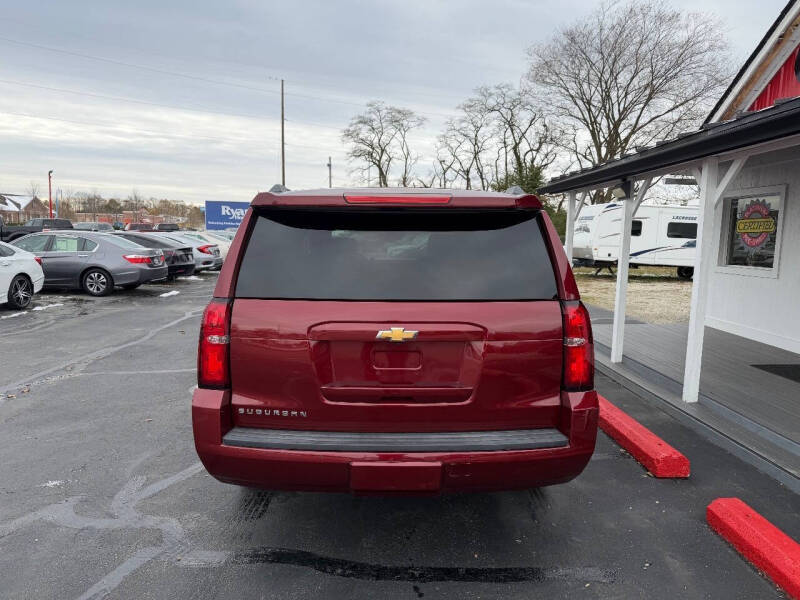 2017 Chevrolet Suburban LT
