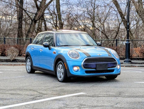 2016 MINI Hardtop 4 Door Cooper