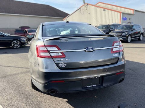 2016 Ford Taurus SHO