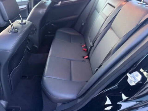 2011 Mercedes-Benz C-Class C 300 Sport