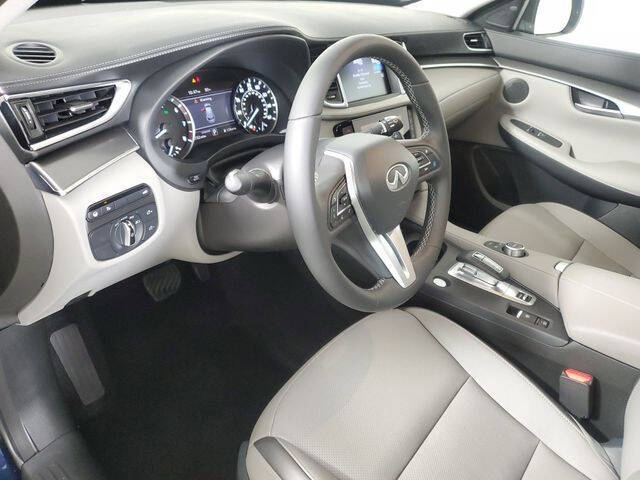 2024 Infiniti QX50 Luxe