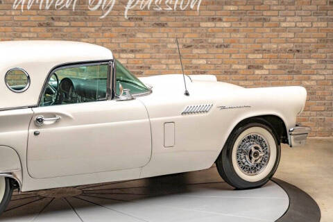 1957 Ford Thunderbird