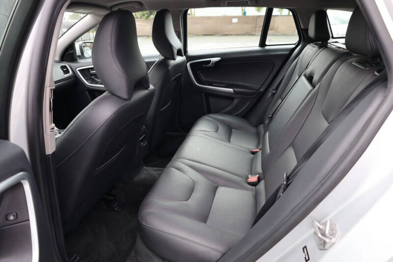 2015 Volvo V60 T5 Drive-E Premier
