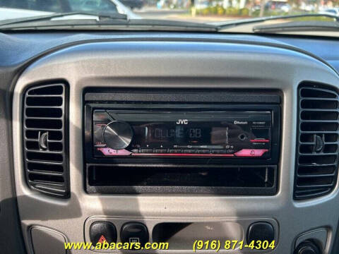 2005 Ford Escape XLT