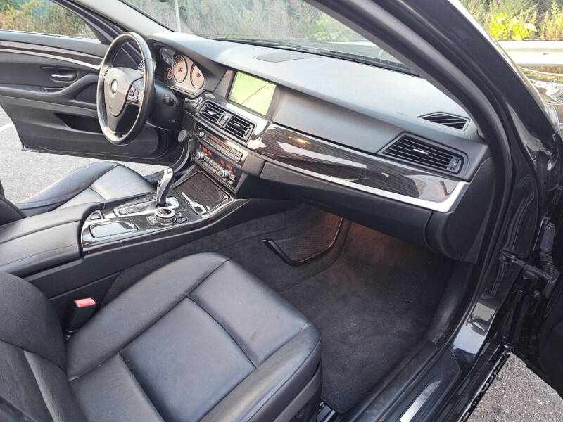 2013 BMW 5 Series 528i xDrive