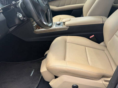 2010 Mercedes-Benz E-Class