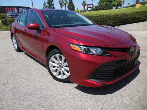 2019 Toyota Camry for sale at ARAX AUTO SALES in Tujunga CA