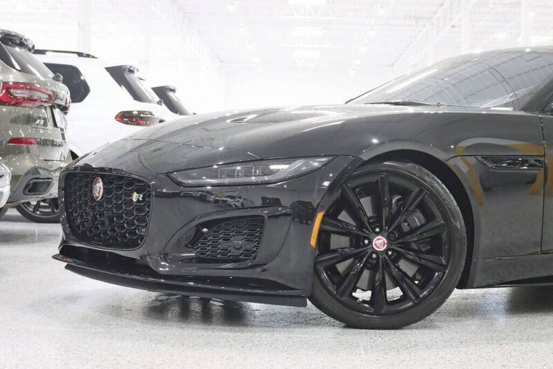 2023 Jaguar F-TYPE R