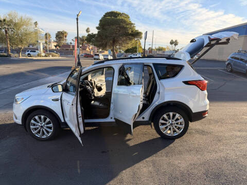 2019 Ford Escape SEL