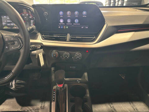 2025 Chevrolet Trax RS