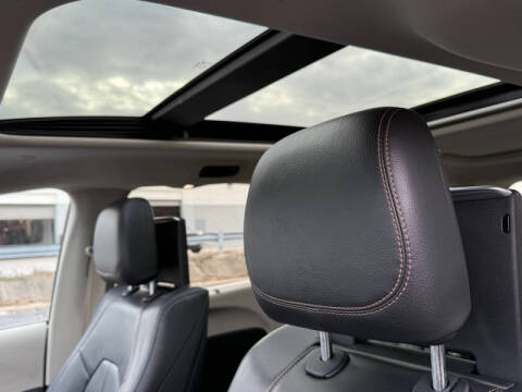 2019 Chrysler Pacifica Touring L Plus
