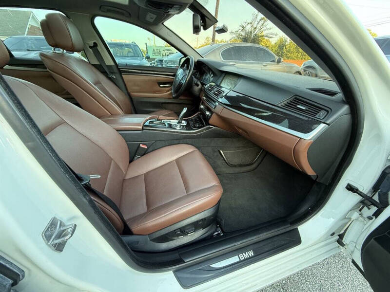 2013 BMW 5 Series 528i