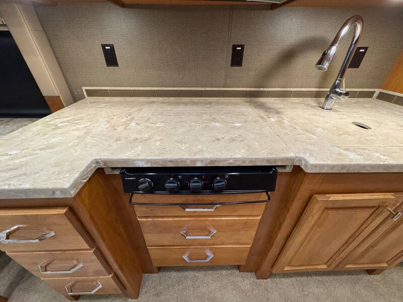 2018 Tiffin Allegro Open Road