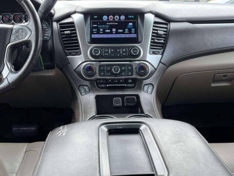 2018 Chevrolet Suburban LT