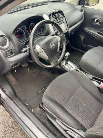 2018 Nissan Versa SV