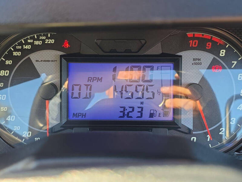 2023 Polaris Slingshot SL