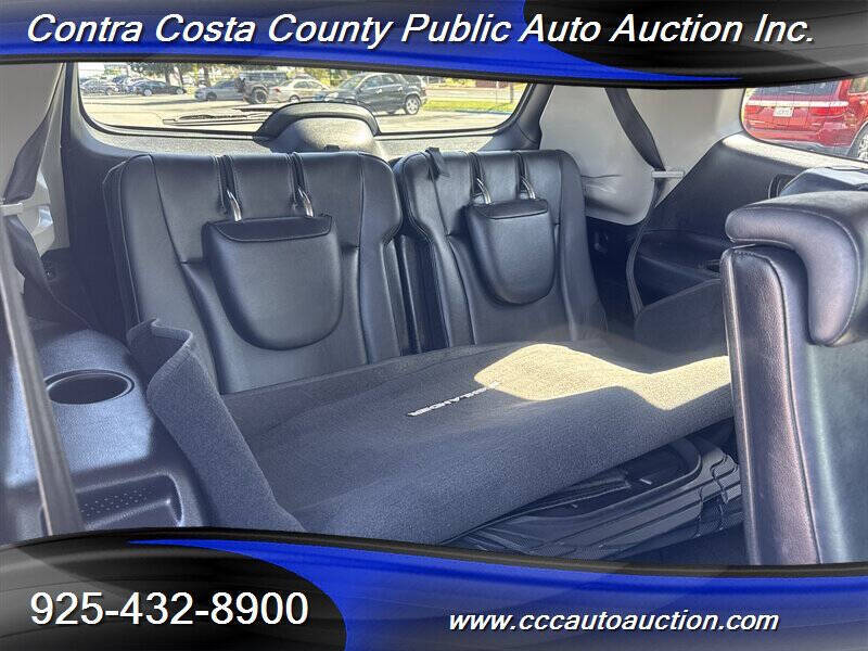 2013 Toyota Highlander SE