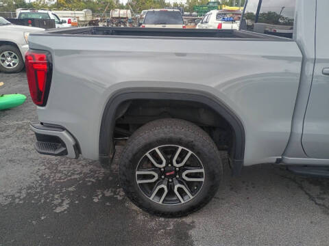 2024 GMC Sierra 1500 AT4