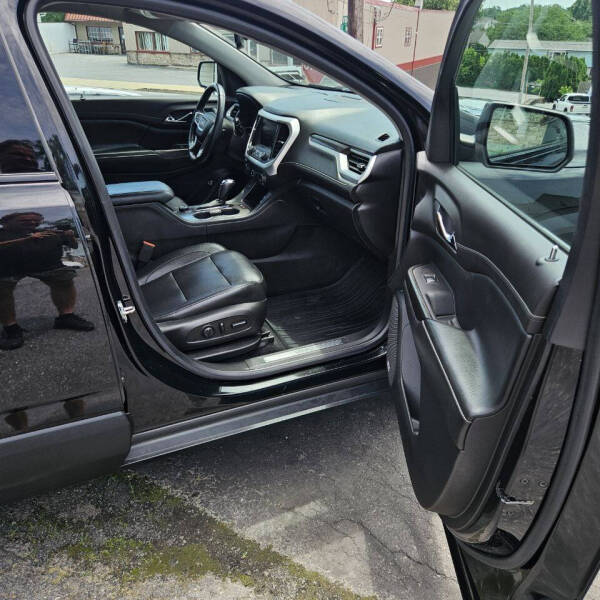 2019 GMC Acadia SLT-1