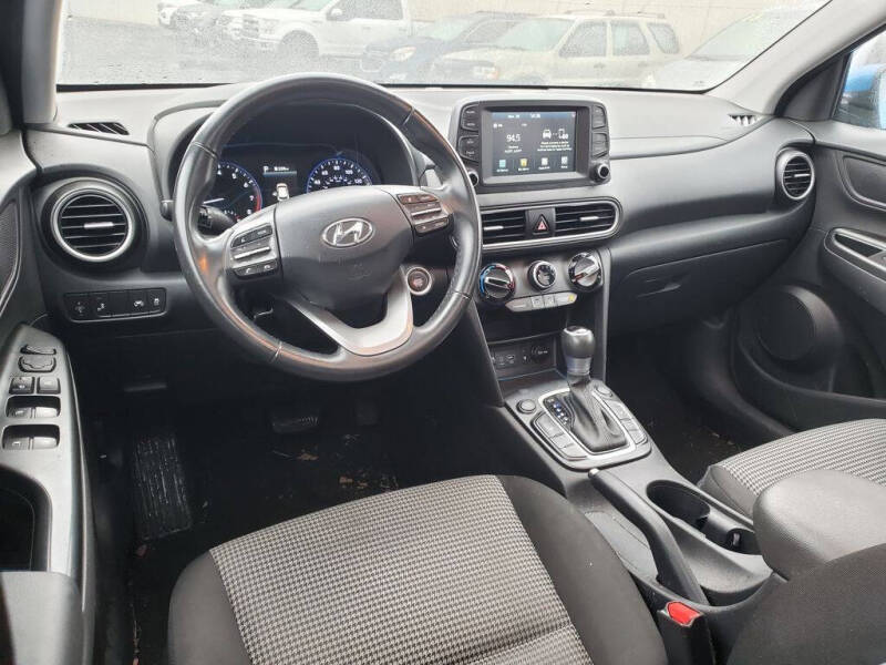 2020 Hyundai Kona SEL Plus