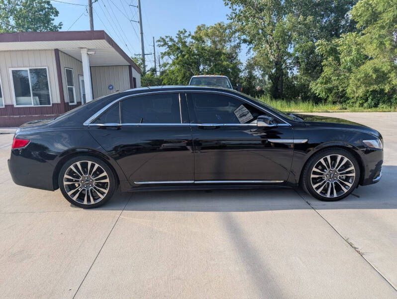 2017 Lincoln Continental Reserve