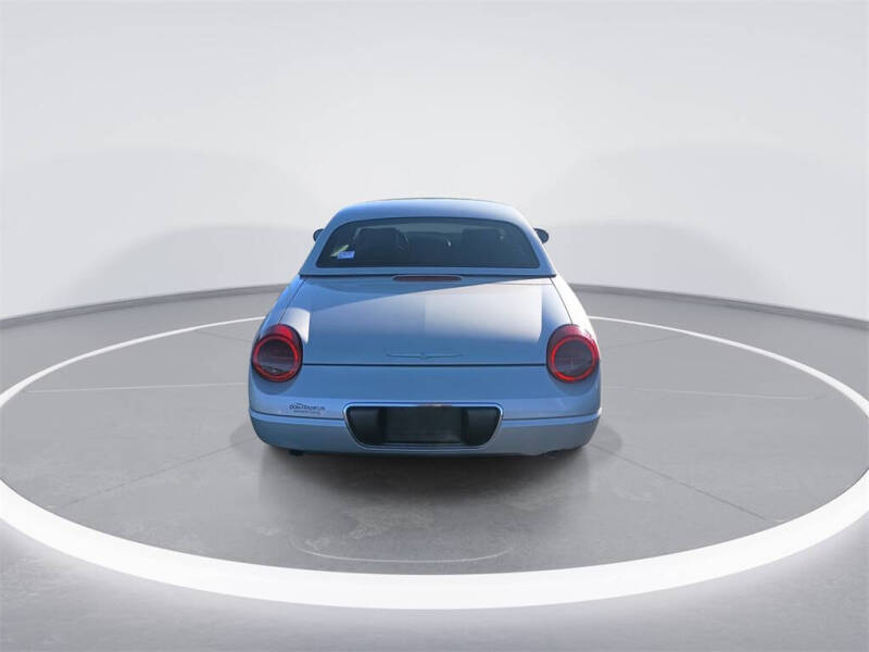 2004 Ford Thunderbird Deluxe