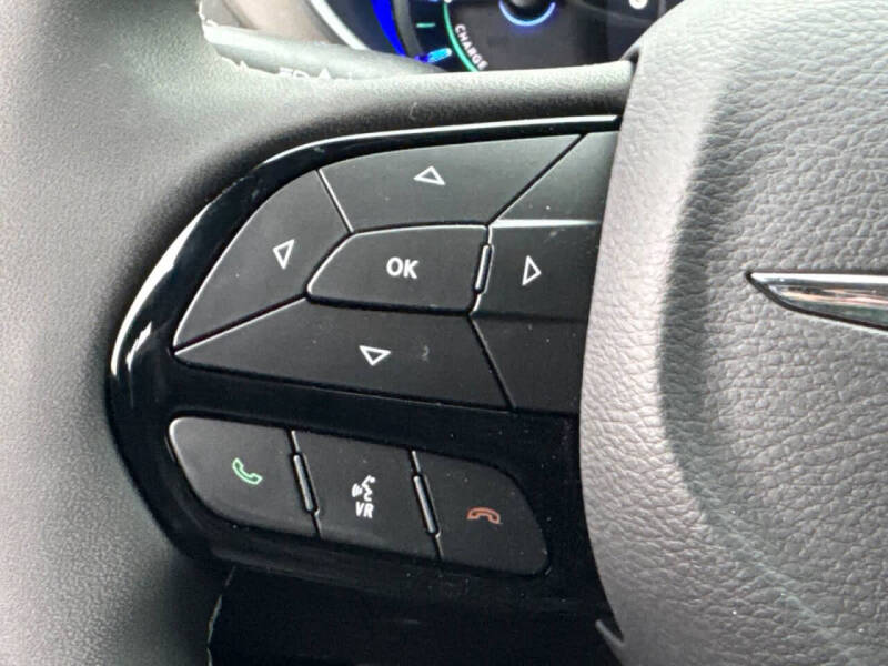 2023 Chrysler Pacifica Plug-In Hybrid Limited